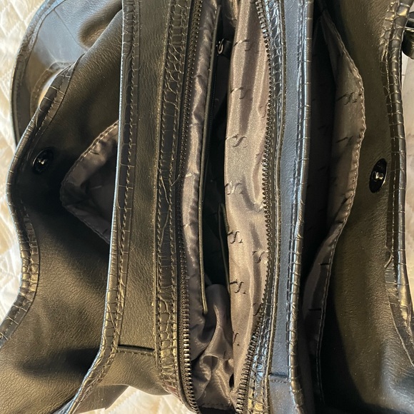 Simply Vera Wang Sleek Black Hobo Bag - Picture 14 of 16